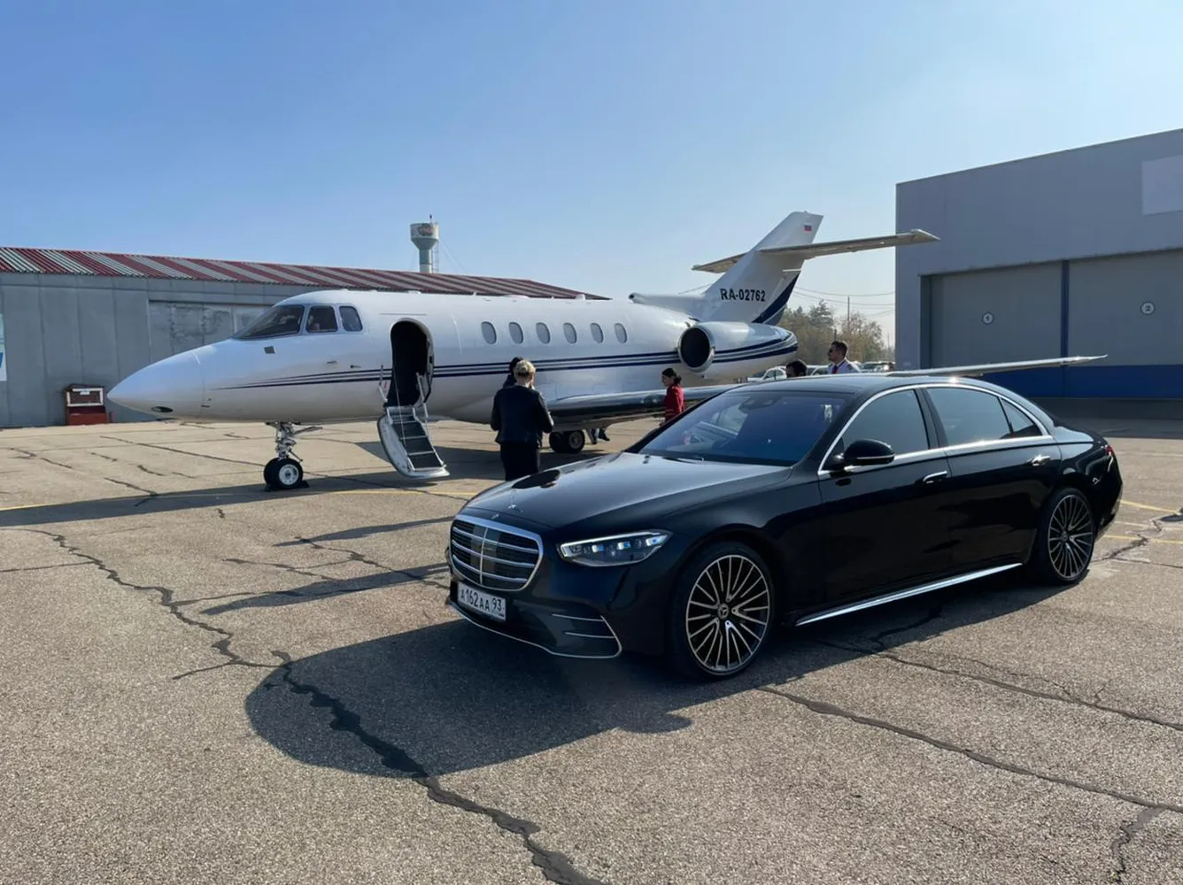 Трансфер из Аэропорта Mercedes S‑Класс W223 с водителем в Сочи